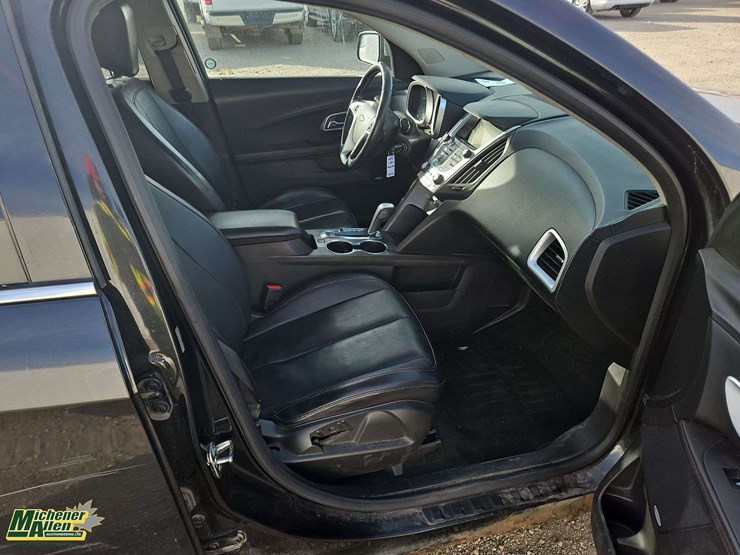 2012-chevrolet-equinox-lt-image-30