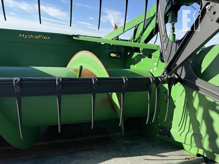 2014-john-deere-635f-image-10
