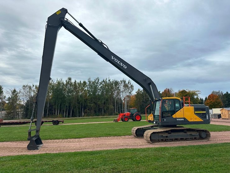 volvo-ec250e-lr-image-1
