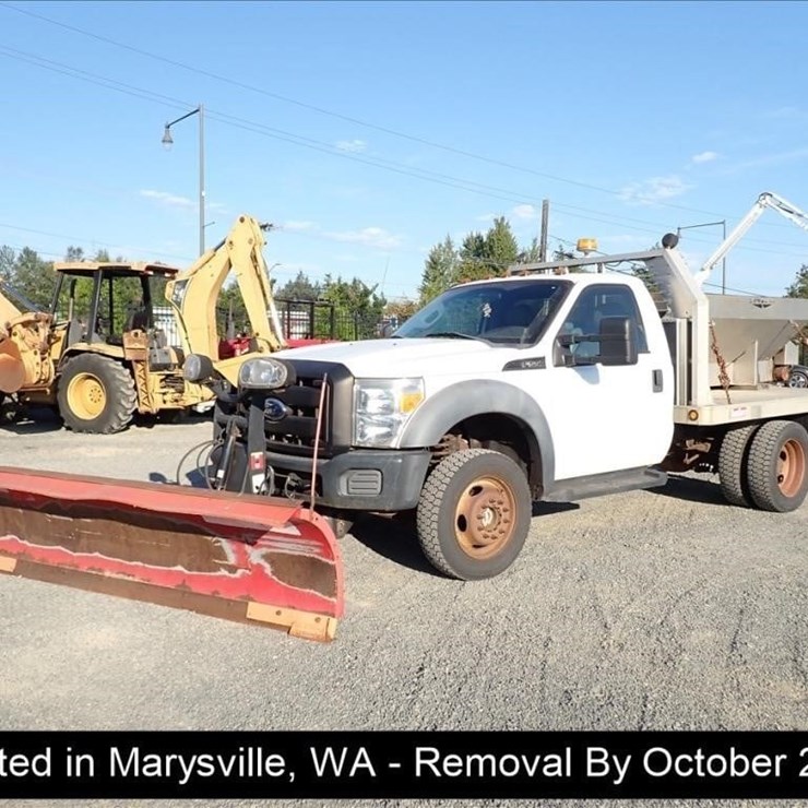 2011 FORD F550