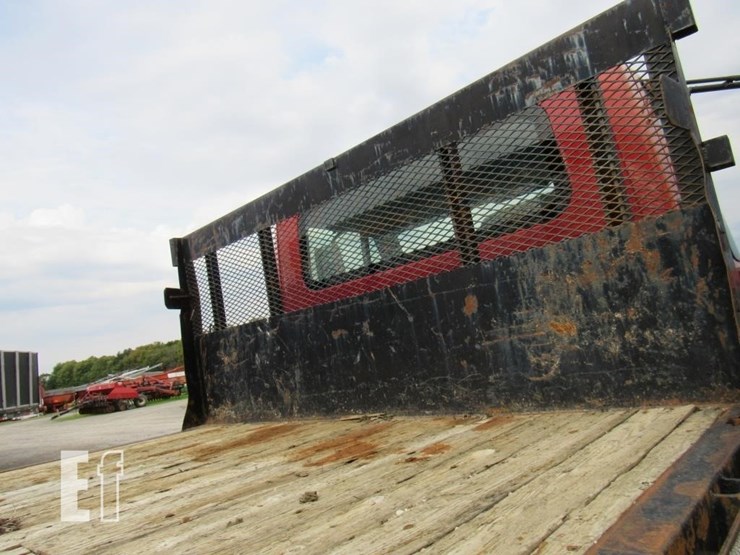 2005-international-durastar-4300-image-11