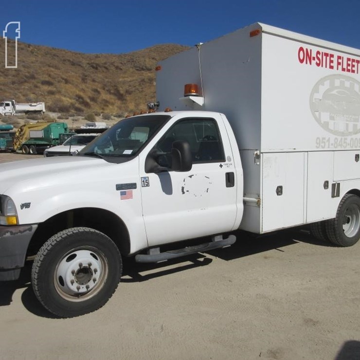 2003 FORD F550