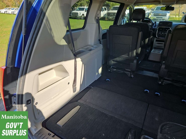 2018-dodge-grand-caravan-image-24