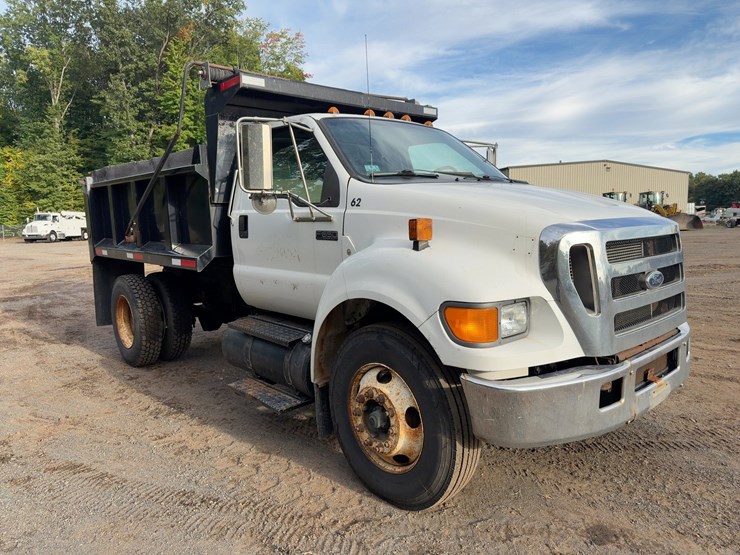 2006-ford-f650-xlt-image-7