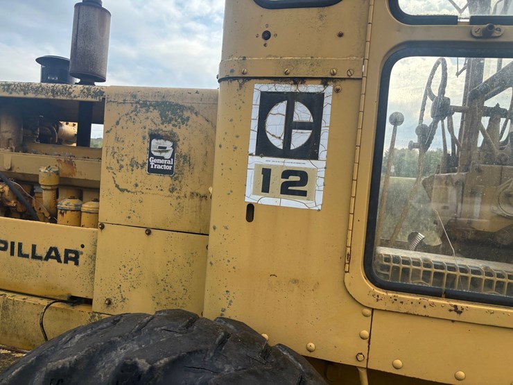caterpillar-12-image-11
