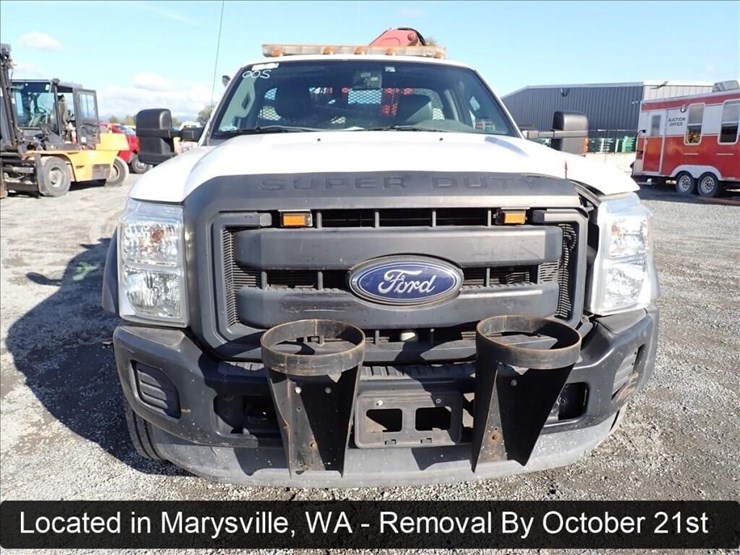 2014-ford-f550-image-32