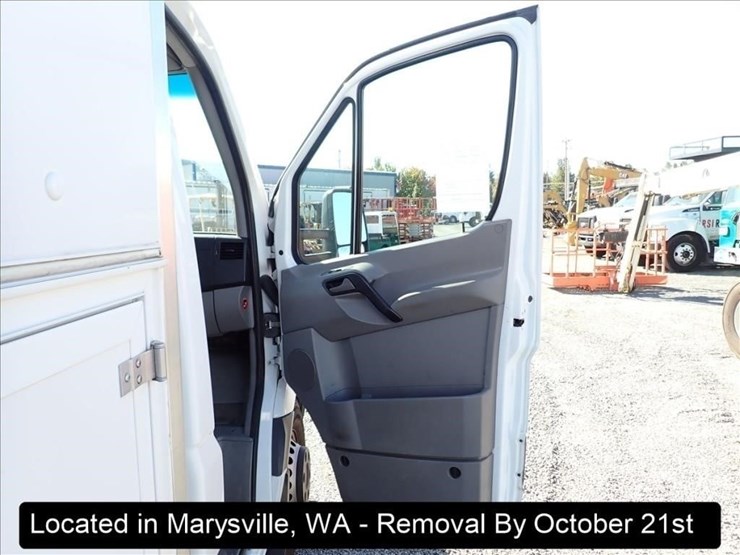 2009-dodge-3500-image-5