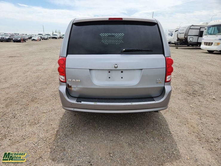 2015-ram-c/v-tradesman-image-6