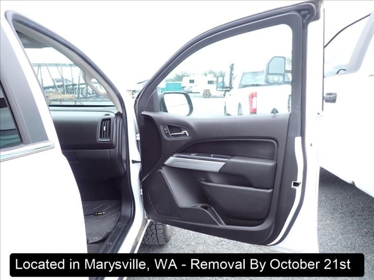 2015-chevrolet-colorado-image-25
