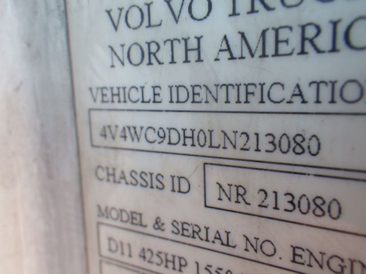2020-volvo-vnr300-image-17
