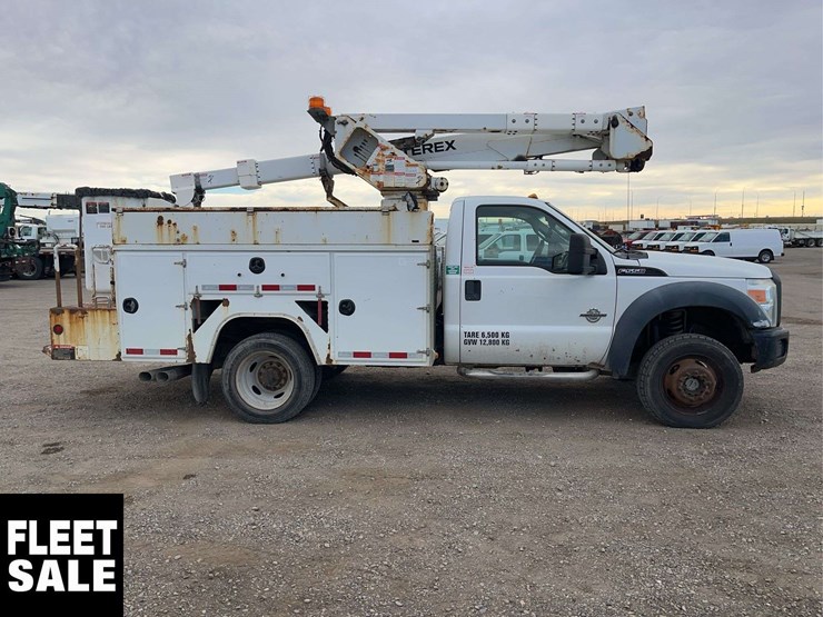 2011-ford-f550-image-7