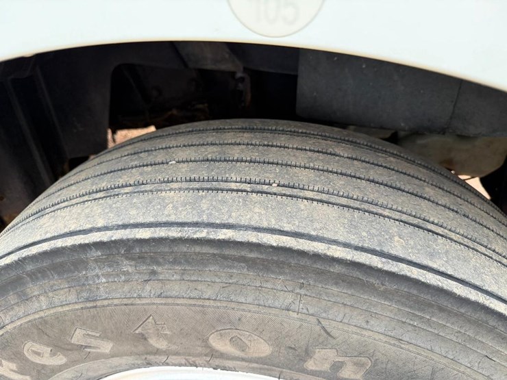 international-prostar-image-13