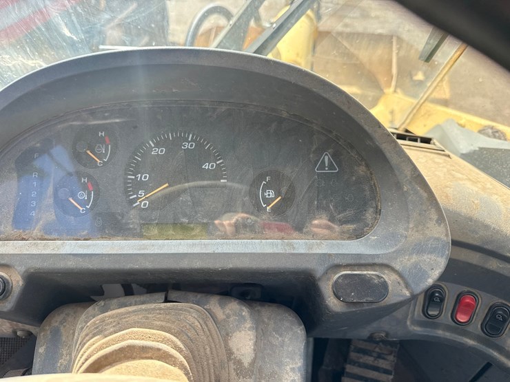 komatsu-wa320-image-54