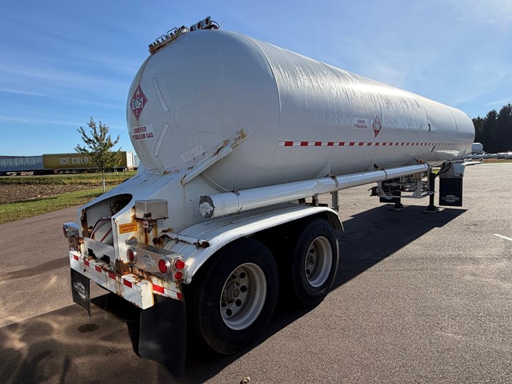 #1848-•-1997-leslie-44'-tanker-trailer-image-5