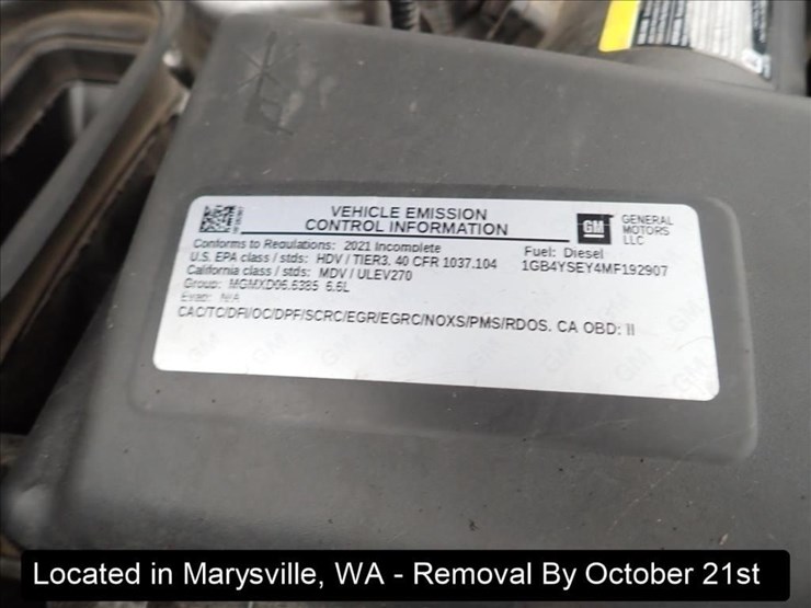 2021-chevrolet-3500-image-8