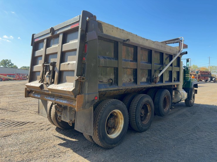 1996-mack-rd688s-image-5