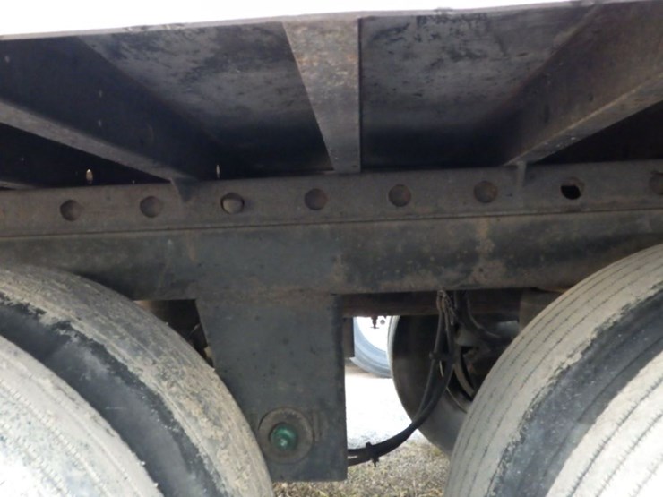 2012-utility-reefer-image-17