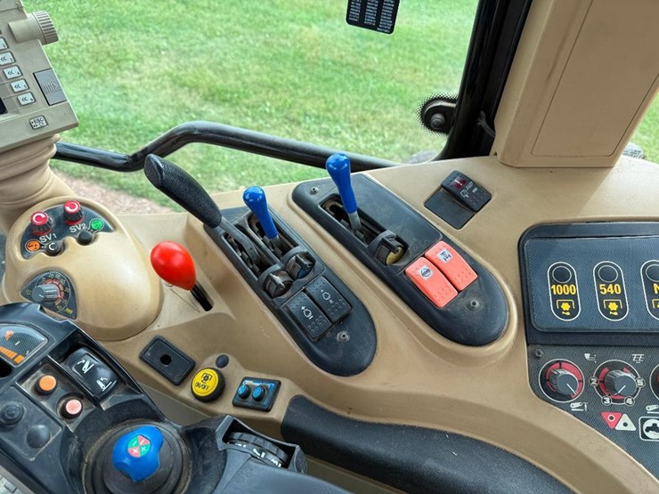 agco-dt240a-image-54