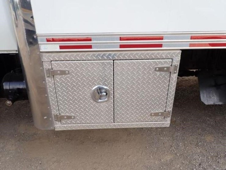 2009-international-durastar-4400-image-37