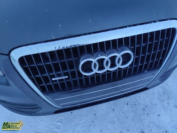 2012-audi-q5-image-31