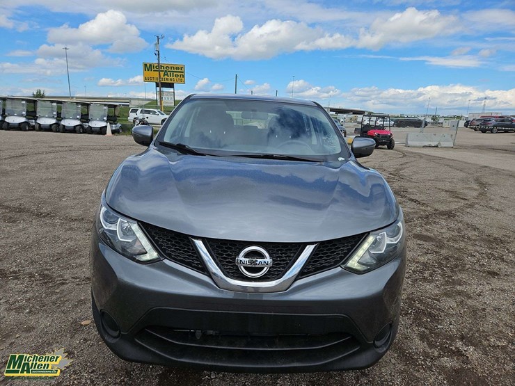2017-nissan-qashqai-sport-awd-sl-4dr-crossover-image-8