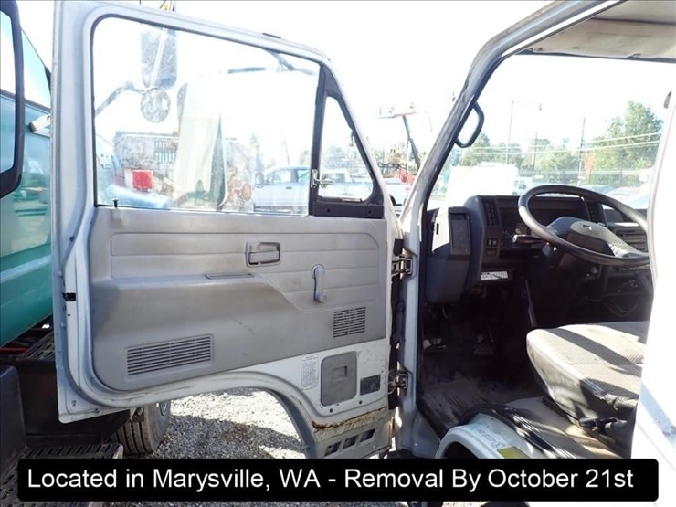 1994-isuzu-npr-image-22