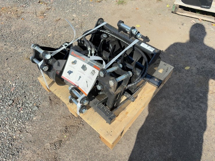 quantity-of-mini-excavator-attachments-image-1