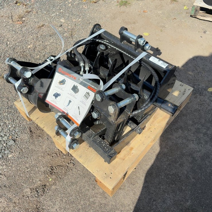 QUANTITY OF MINI EXCAVATOR ATTACHMENTS