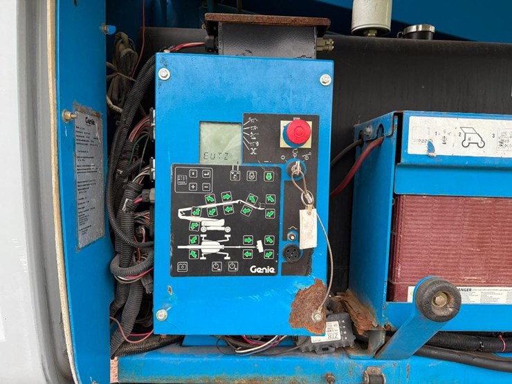 genie-zx135/70-image-46
