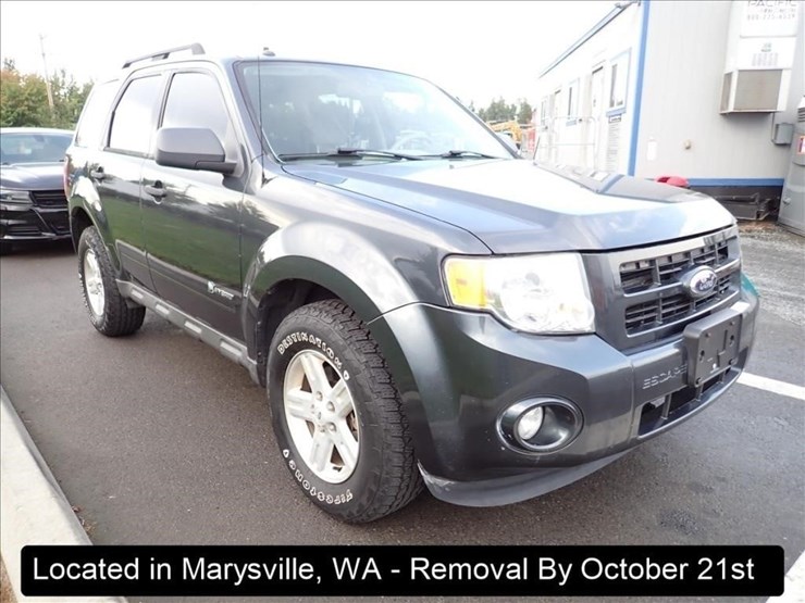 2010-ford-escape-image-12