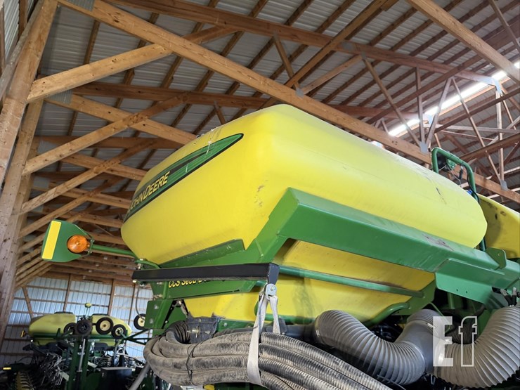 2013-john-deere-db60-image-24