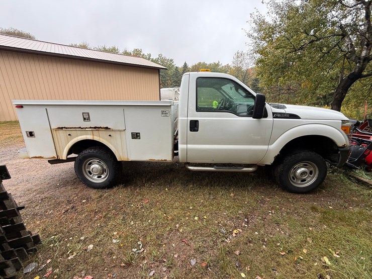 2011-ford-f350-image-6