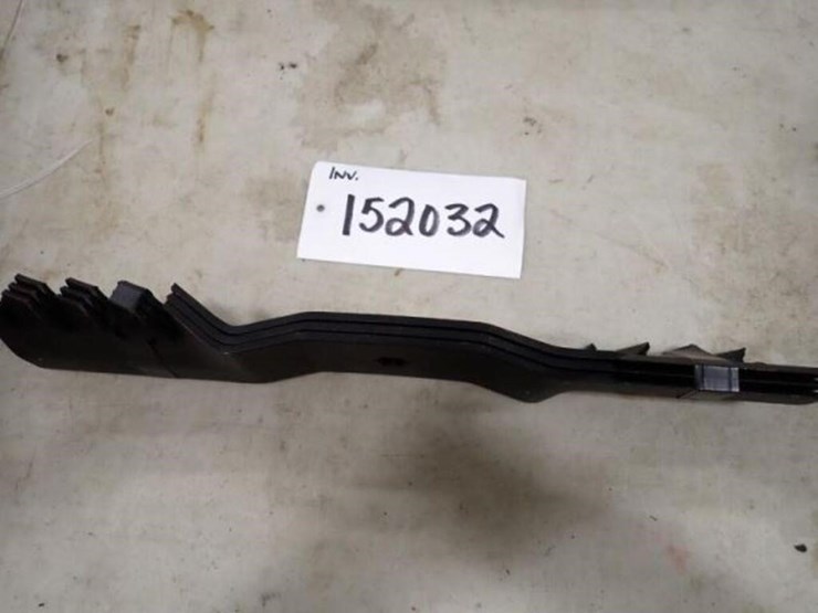 qty-of-3-18.5"-lawn-mower-blades-image-1