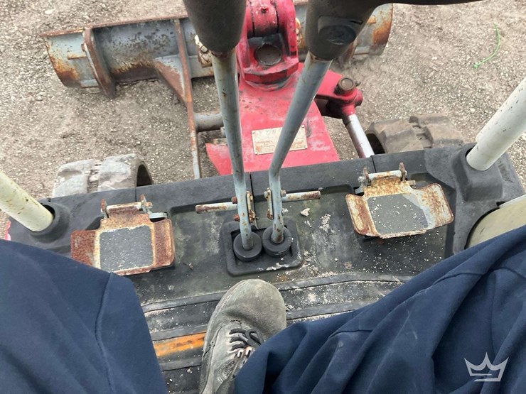 2016-takeuchi-tb216-image-18