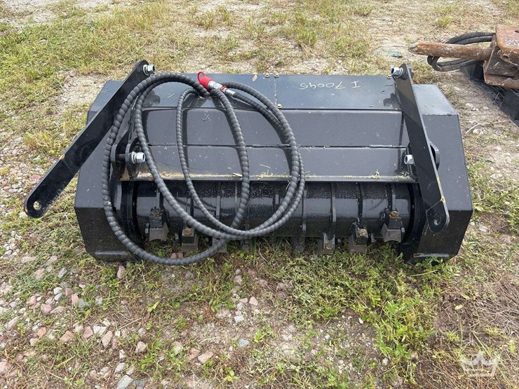 2026-drum-mulcher-mini-skid-steer-attachment-image-2