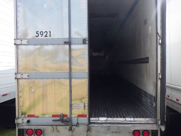 2009-utility-reefer-image-14