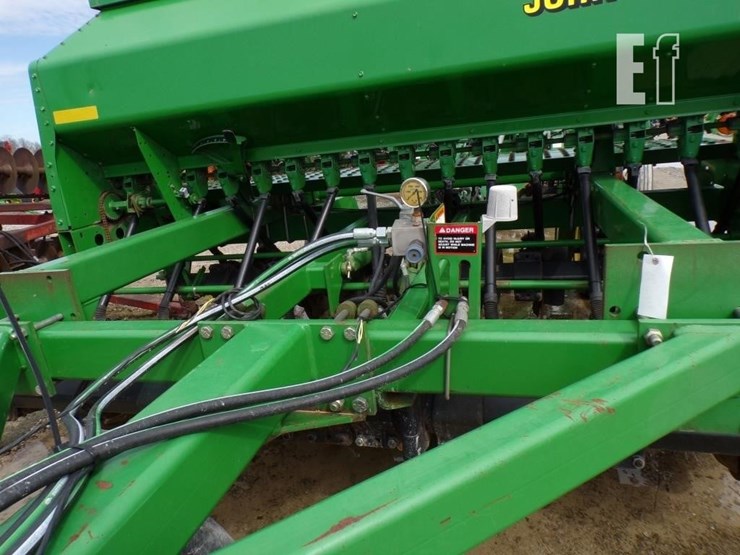 2000-john-deere-1560-image-4