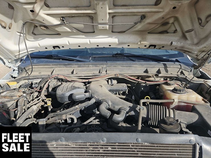 2015-ford-f550-image-26
