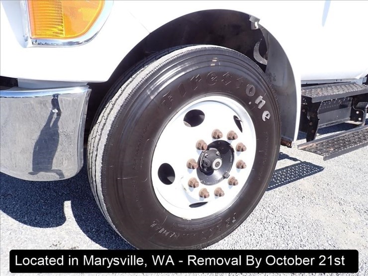 2005-ford-f650-image-23