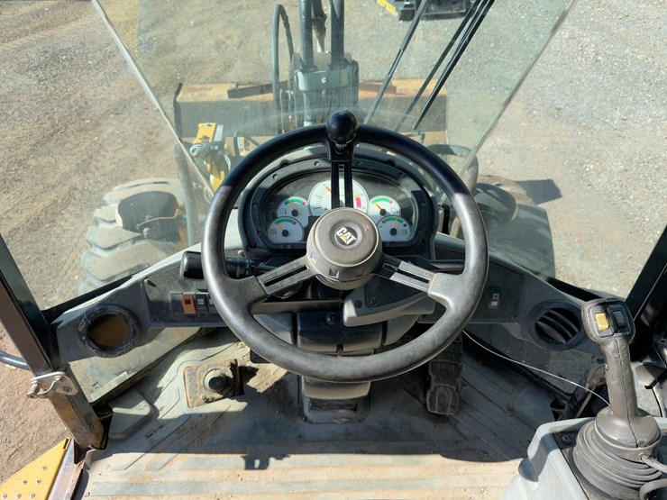 2010-caterpillar-930h-image-26