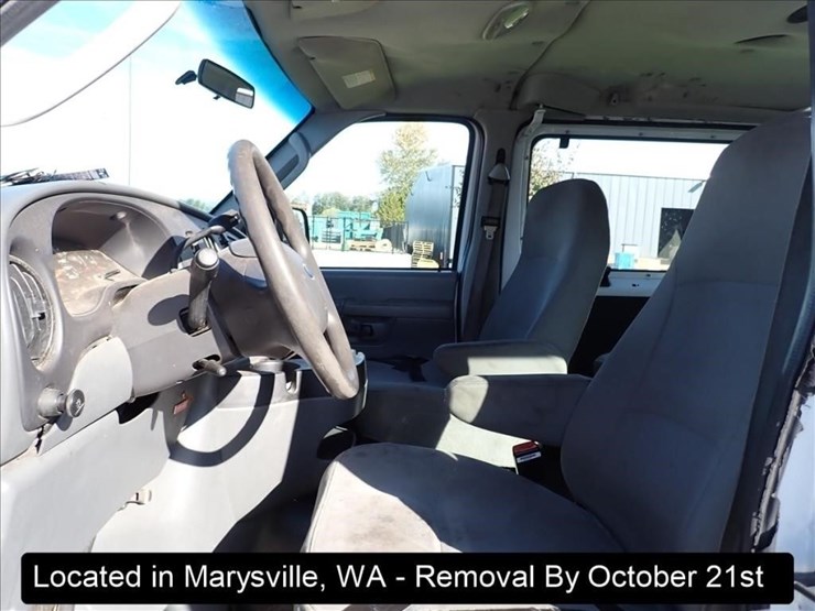 2006-ford-e350-image-3