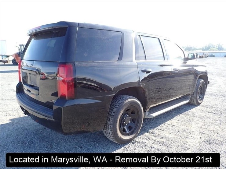 2016-chevrolet-tahoe-image-16