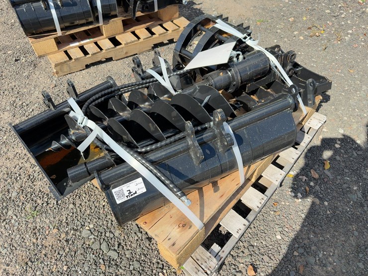 quantity-of-mini-excavator-attachments-image-1