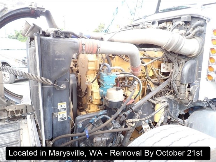 2005-peterbilt-379-image-58