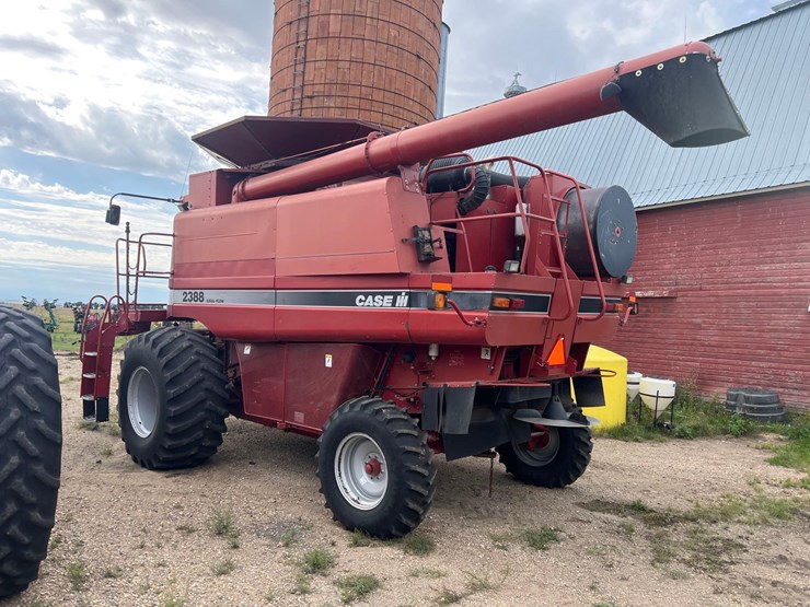 2001-case-ih-2388-image-17
