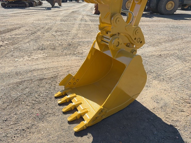 2016-caterpillar-311flrr-image-9