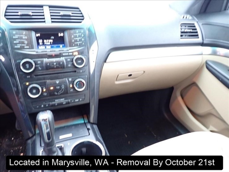 2016-ford-explorer-image-6