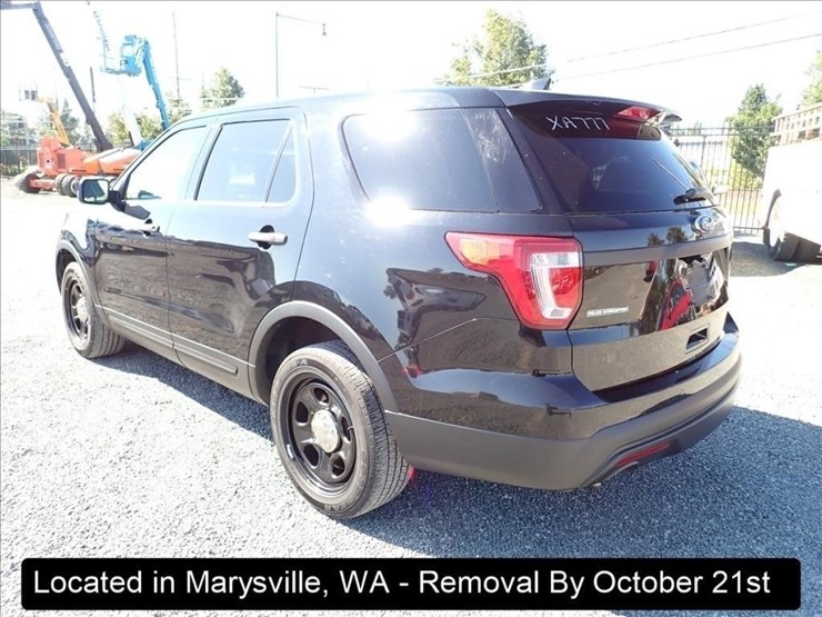 2017-ford-explorer-image-10