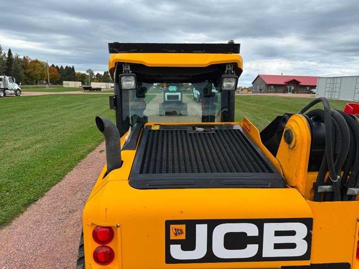 jcb-3ts-8t-image-26