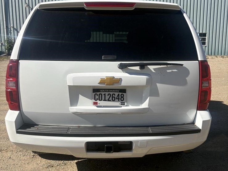 2014-chevrolet-tahoe-image-4
